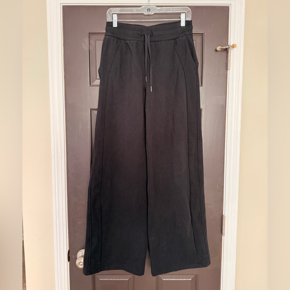 Lululemon Tall Scuba Mid Rise Pants Tall Small S Black Sweats Wide Leg